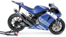 images/productimages/small/Yamaha YZR M1 ref.nr.16282 Guilyo 1;6 nw. origineel.jpg